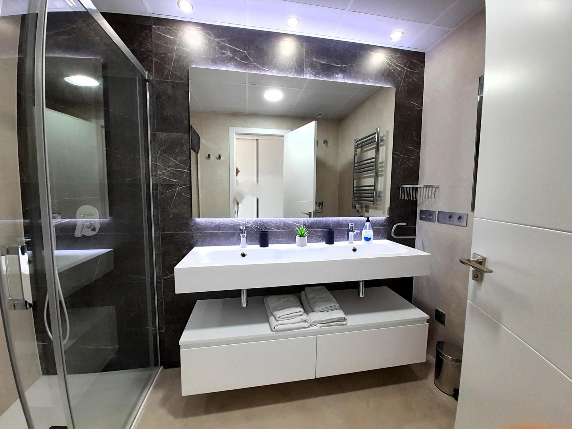 Sunset Cliffs Sea View Apartments 14 Floor Benidorm Luaran gambar
