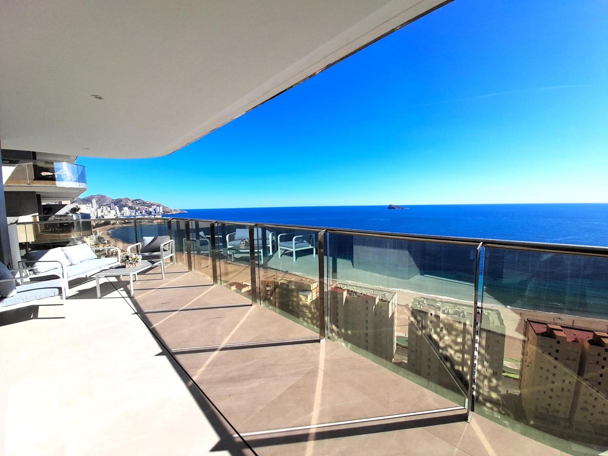 Sunset Cliffs Sea View Apartments 14 Floor Benidorm Luaran gambar