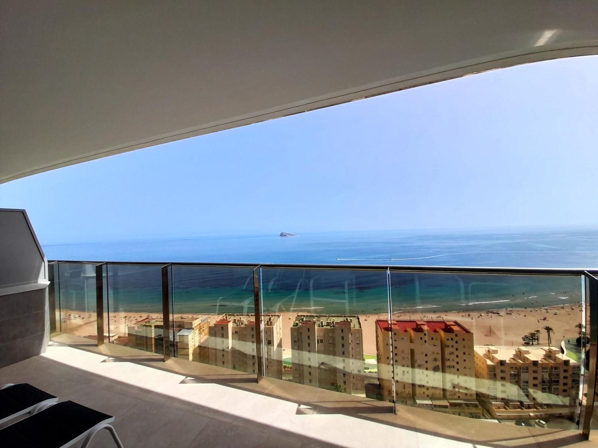 Sunset Cliffs Sea View Apartments 14 Floor Benidorm Luaran gambar